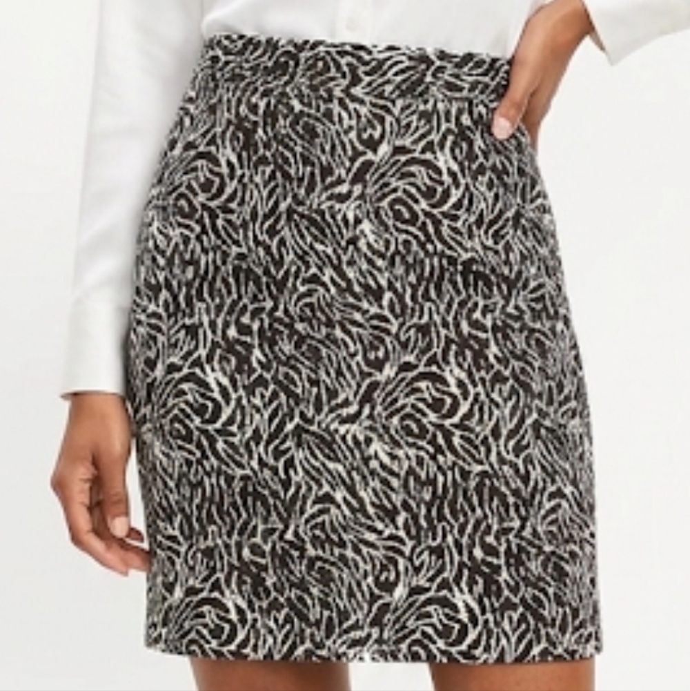 LOFT Y2K Bold Zebra Print Mini Pencil Skirt Size L